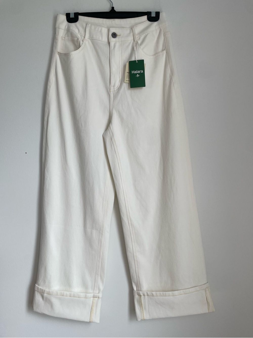 Halara White High Waisted Cropped Cuff Hem Wide Leg Jeans Size M Tall NWT!